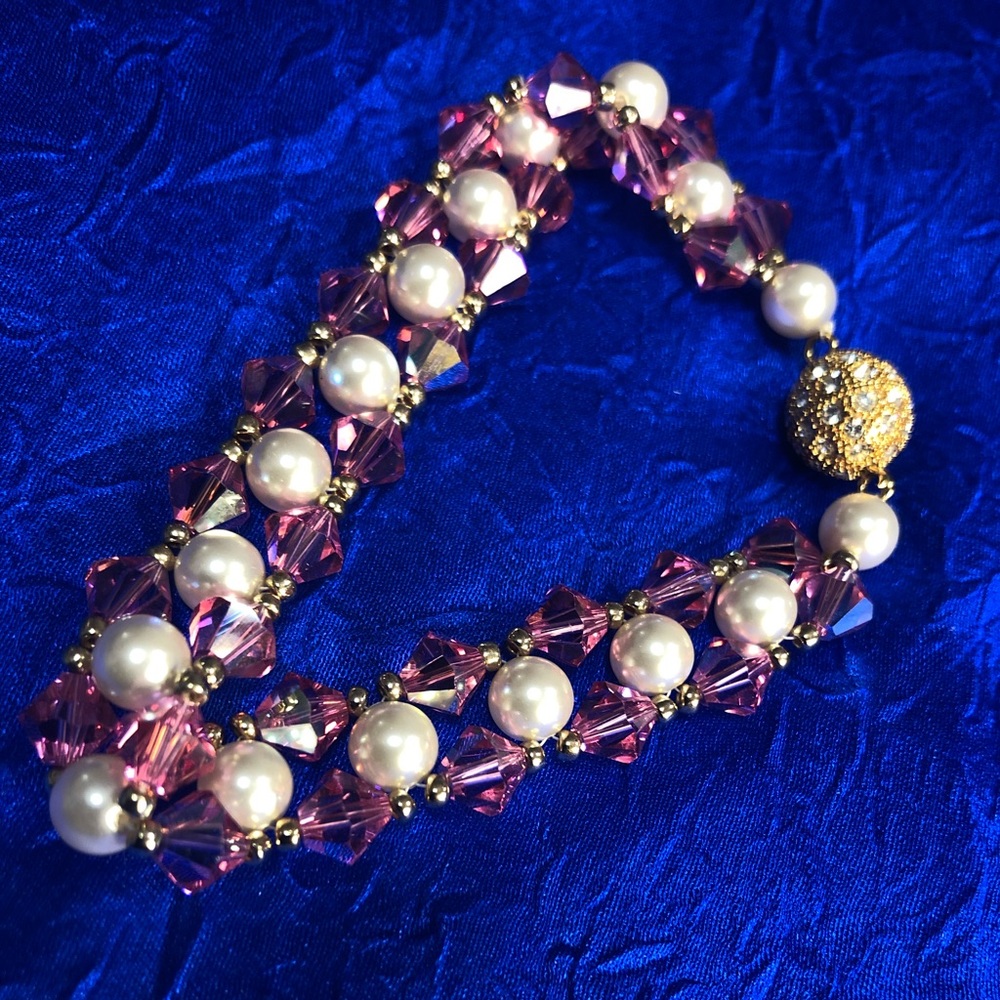 Bracelet pink pearl AB Swarovski crystals